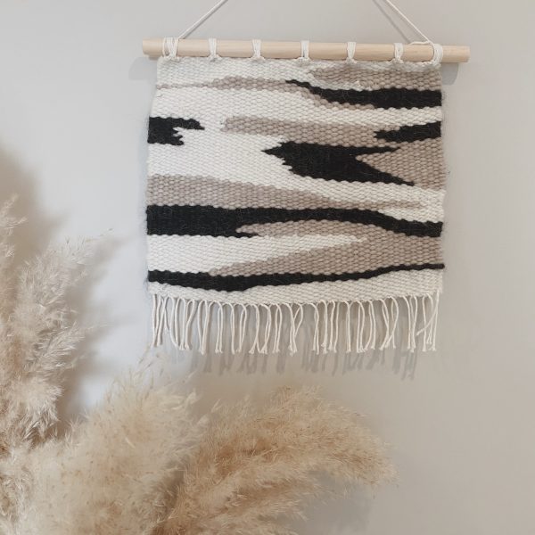 handmade, modern & contemporary woven wall hanging. handmade home textiles and decor.